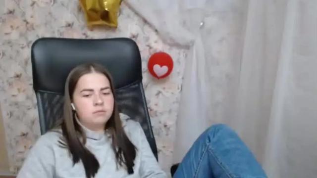 Image 8 of viktorisexi Stream on Chaturbate on 15 months ago