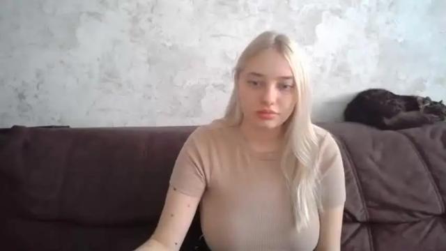 Image 2 of viktorlonsky Stream on Chaturbate on 17 months ago
