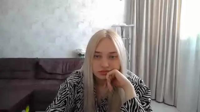 Image 3 of viktorlonsky Stream on Chaturbate on 14 months ago