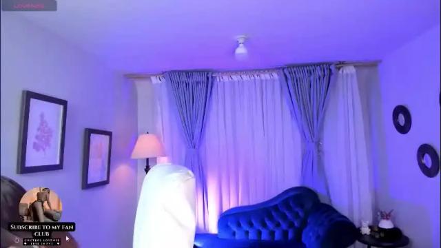 Image 11 of vikypetiteee Stream on Chaturbate on 2 months ago