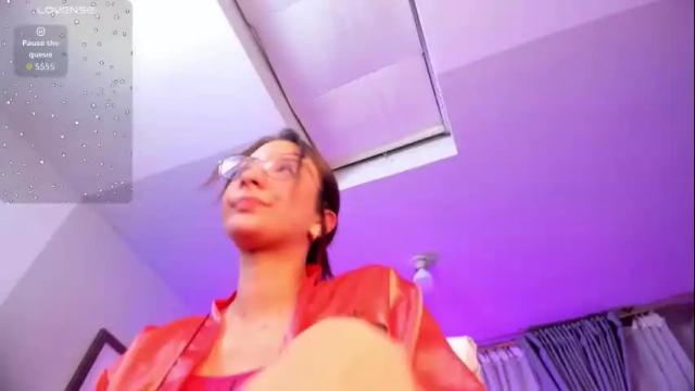 Thumbnail 3, vikypetiteee's Stream at Chaturbate, 1 month ago