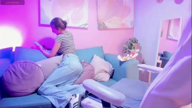 Thumbnail 1, vikypetiteee's Stream at Chaturbate, 28 days ago