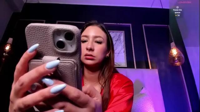 Image 8 of vikypetiteee Stream on Chaturbate on 2 months ago