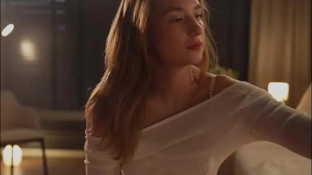 Image 3 of villanelle_l Stream on Chaturbate on 15 days ago