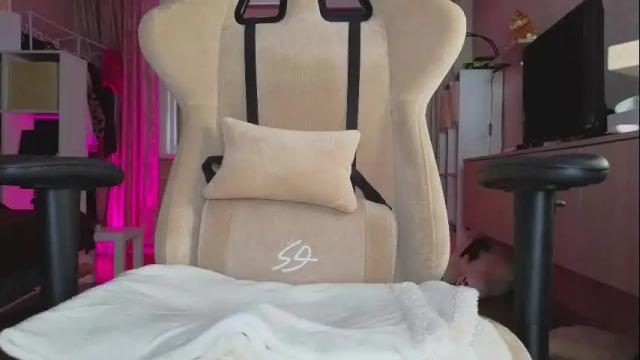 Image 12 of villuuvargas Stream on Chaturbate on 2 days ago