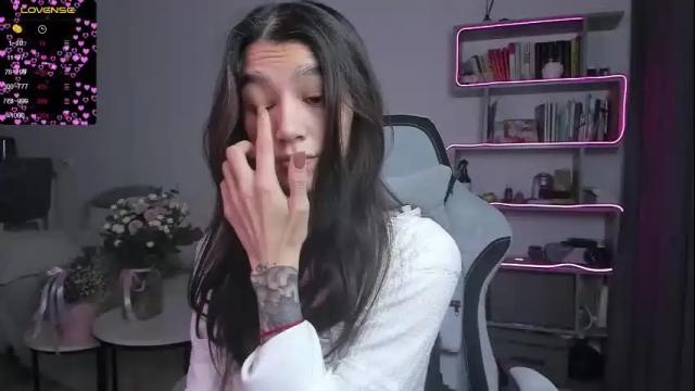 Image 8 of vinkitinkii Stream on Chaturbate on 11 days ago