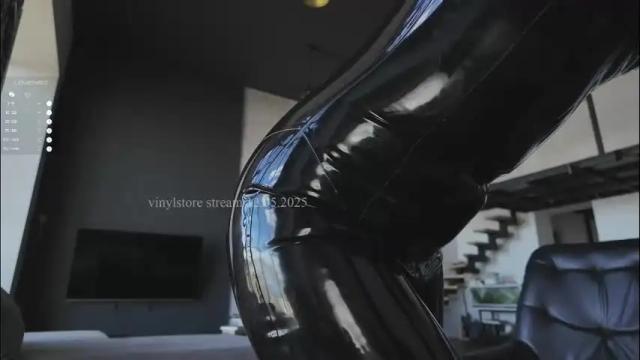 Image 4 of vinylstore Stream on Chaturbate on 1 month ago