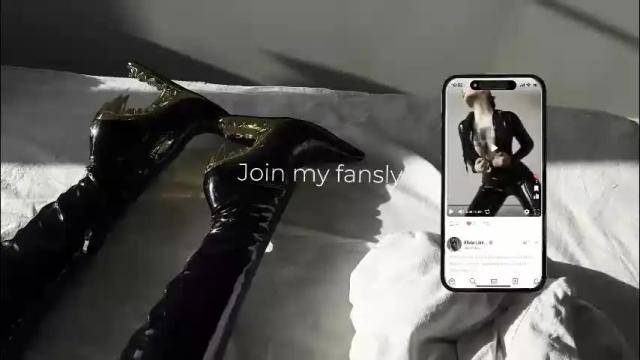 Image 8 of vinylstore Stream on Chaturbate on 18 days ago