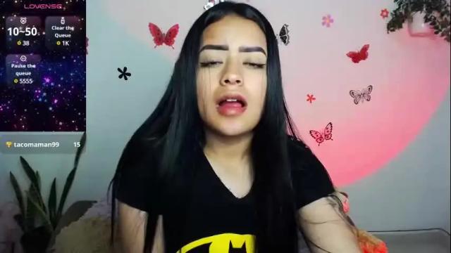 Image 6 of vio_let_ Stream on Chaturbate on 2 months ago