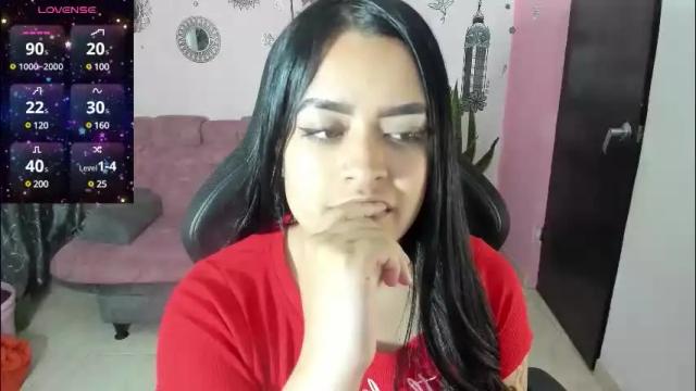 Image 2 of vio_let_ Stream on Chaturbate on 1 month ago