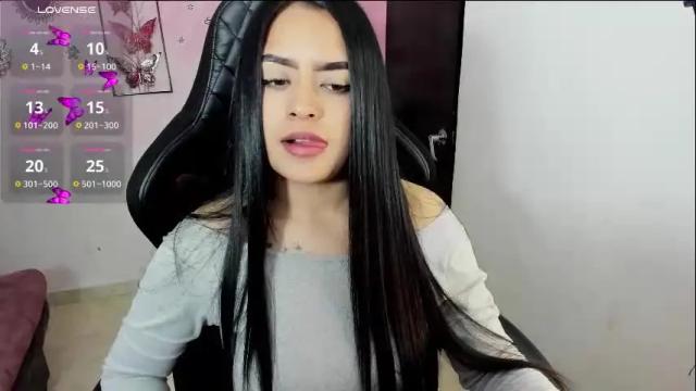 Image 7 of vio_let_ Stream on Chaturbate on 2 months ago