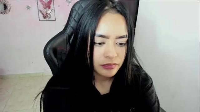 Image 8 of vio_let_ Stream on Chaturbate on 2 months ago