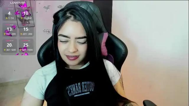 Image 8 of vio_let_ Stream on Chaturbate on 2 months ago