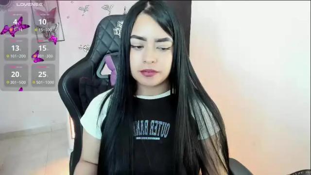 Image 2 of vio_let_ Stream on Chaturbate on 2 months ago