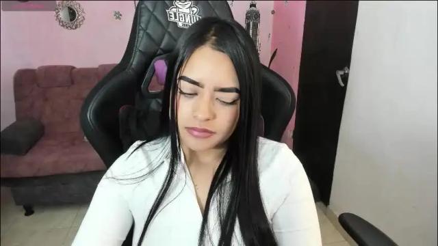 Image 10 of vio_let_ Stream on Chaturbate on 1 month ago