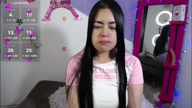 Image 3 of vio_let_ Stream on Chaturbate on 1 month ago