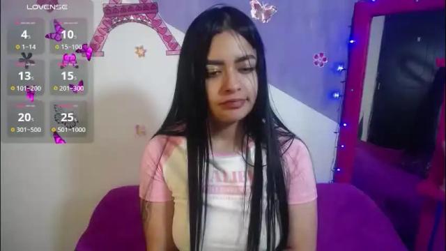 Image 2 of vio_let_ Stream on Chaturbate on 5 days ago