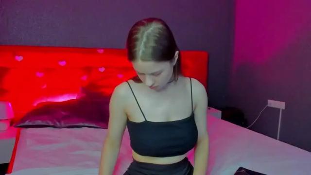 Image 2 of viola_wilson Stream on Chaturbate on 15 months ago