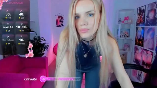 Image 3 of violawise Stream on Chaturbate on 11 months ago