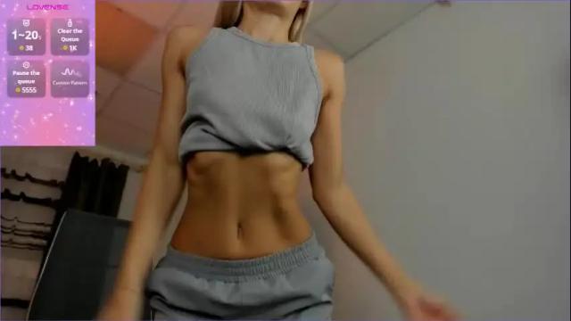 Image 12 of violawise Stream on Chaturbate on 7 days ago