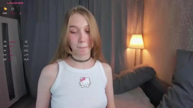 Image 6 of violdream Stream on Chaturbate on 20 months ago