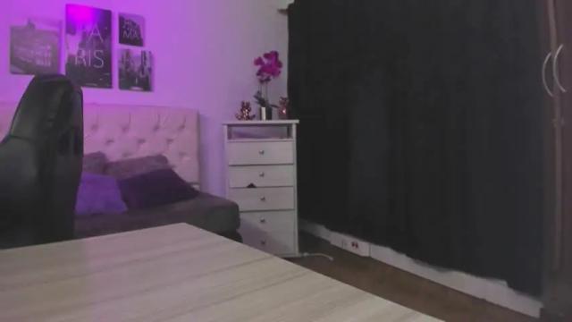 Image 7 of violeet_ds Stream on Chaturbate on 17 months ago