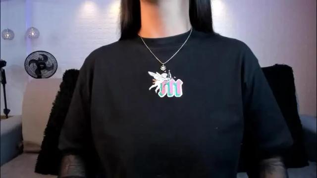 Image 7 of violeet_scott Stream on Chaturbate on 2 days ago