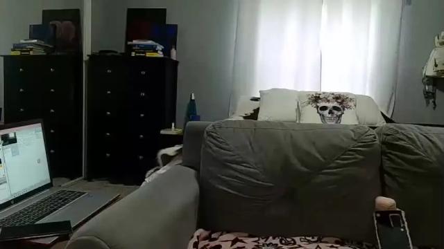 Image 2 of violet18kitty Stream on Chaturbate on 19 months ago