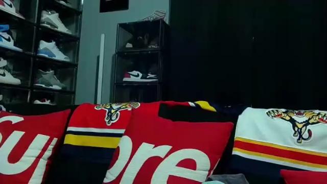 Image 10 of violet18kitty Stream on Chaturbate on 19 months ago