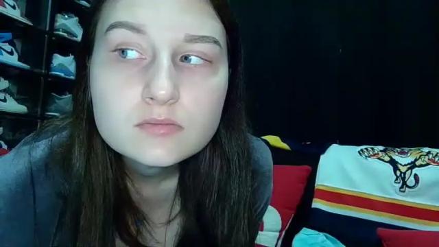 Image 8 of violet18kitty Stream on Chaturbate on 19 months ago