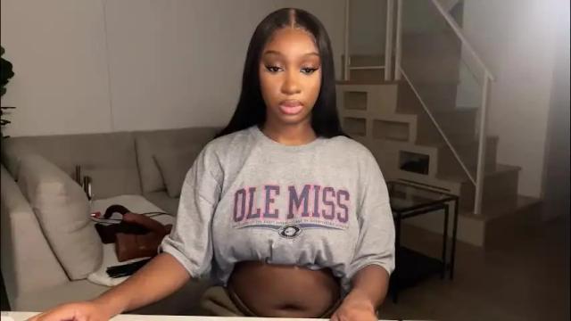 Image 11 of violet6xft Stream on Chaturbate on 2 months ago