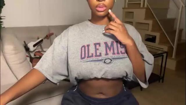 Image 11 of violet6xft Stream on Chaturbate on 1 month ago