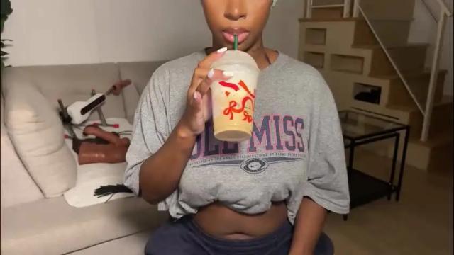 Image 7 of violet6xft Stream on Chaturbate on 1 month ago