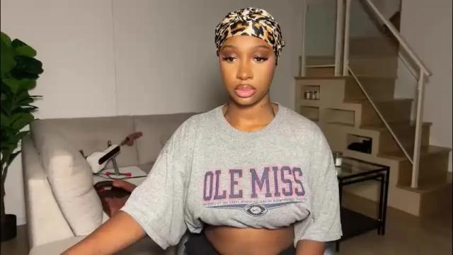 Image 8 of violet6xft Stream on Chaturbate on 1 month ago