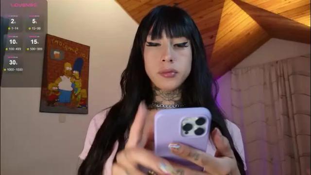 Image 6 of violet_23 Stream on Chaturbate on 2 months ago