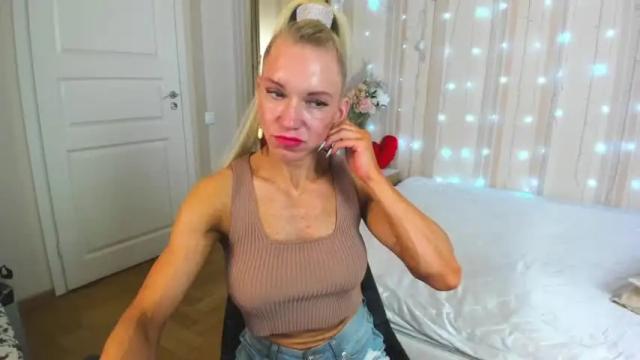 Image 11 of violet_adler Stream on Chaturbate on 18 months ago