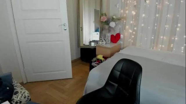 Image 12 of violet_adler Stream on Chaturbate on 6 months ago