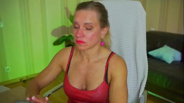 Image 12 of violet_adler Stream on Chaturbate on 6 months ago