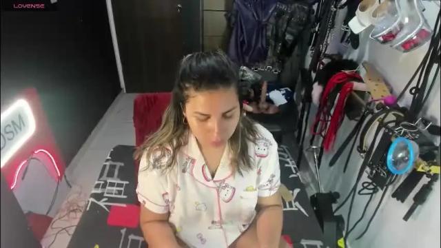 Image 2 of violet_bdsmx Stream on Chaturbate on 2 months ago