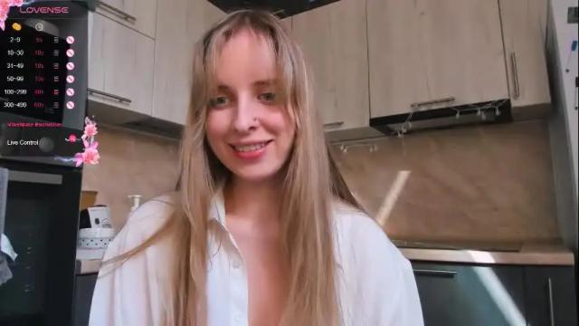 Image 6 of violet_blue_eyes Stream on Chaturbate on 2 months ago