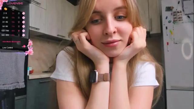 Image 3 of violet_blue_eyes Stream on Chaturbate on 2 months ago
