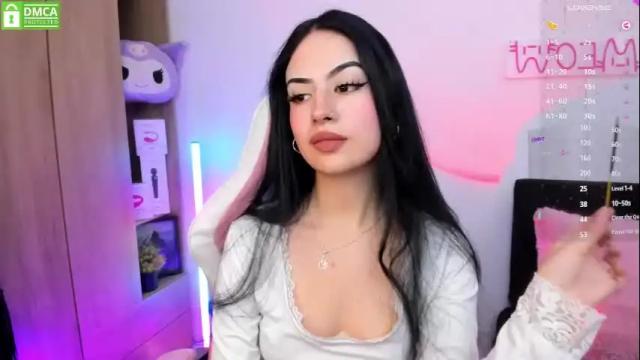 Image 7 of violet_catt Stream on Chaturbate on 1 month ago
