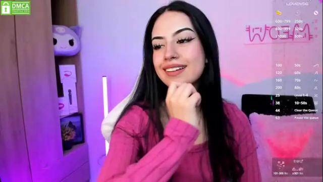 Image 6 of violet_catt Stream on Chaturbate on 1 month ago
