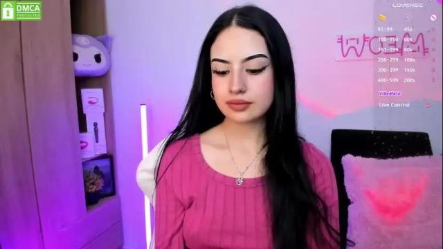 Image 7 of violet_catt Stream on Chaturbate on 1 month ago