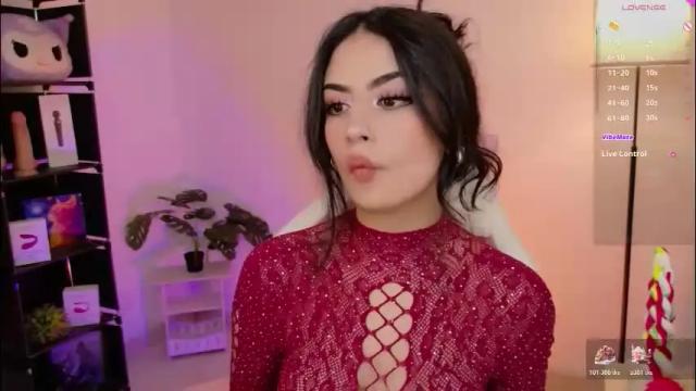 Image 10 of violet_catt Stream on Chaturbate on 1 day ago