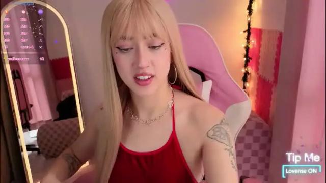 Image 2 of violet_ch Stream on Chaturbate on 2 months ago