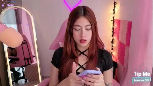 Image 2 of violet_ch Stream on Chaturbate on 1 month ago