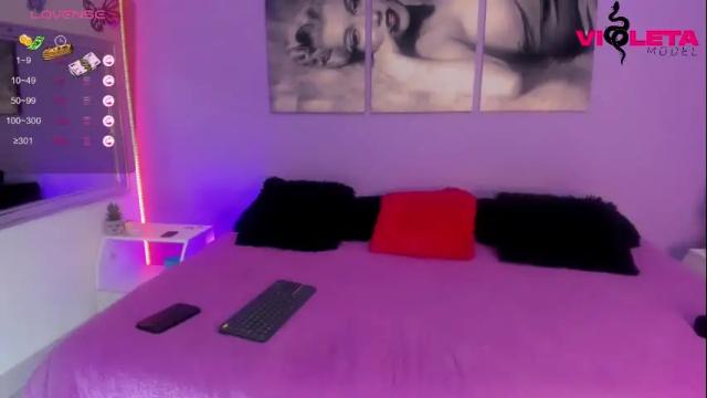 Image 12 of violet_cutte Stream on Chaturbate on 1 month ago