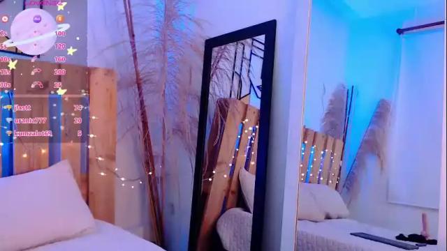 Image 4 of violet_jonesss Stream on Chaturbate on 2 months ago