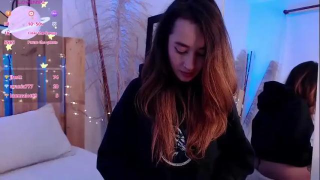 Image 6 of violet_jonesss Stream on Chaturbate on 2 months ago